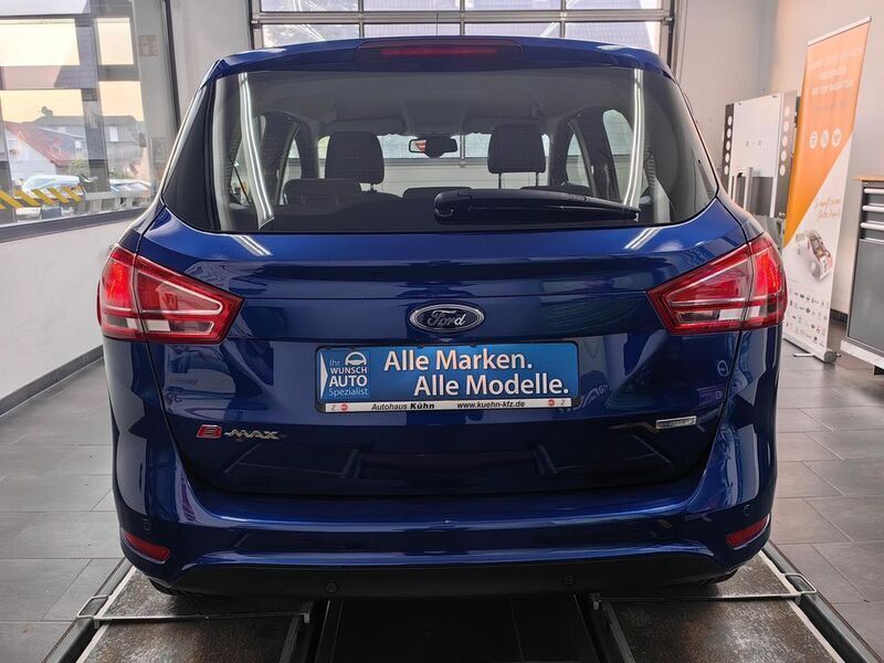 Gebraucht Ford B-MAX Titanium 125 PS (91 kW) 2013 Blau Van / Kleinbus
