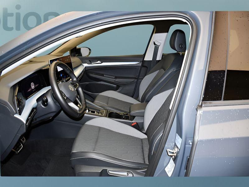 Gebraucht VW Golf VIII 150 PS (110 kW) 2025 Grau Kleinwagen