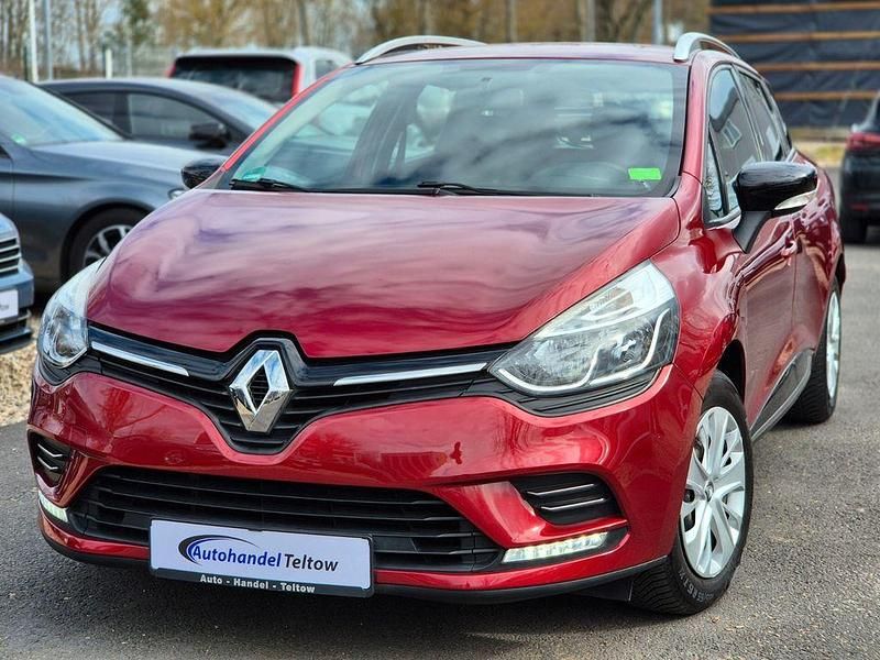 Gebraucht Renault Clio IV LIMITED 73 PS (53 kW) 2017 Rot Limousine