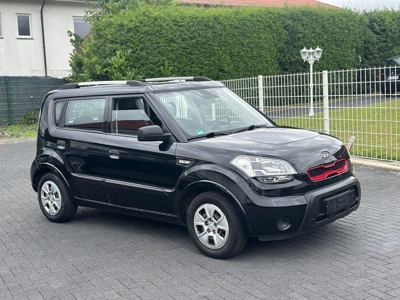 Schwarz Gebraucht 2010 Kia Soul Attract SUV | 3.900 € (Guter Preis) - Bild 1/4