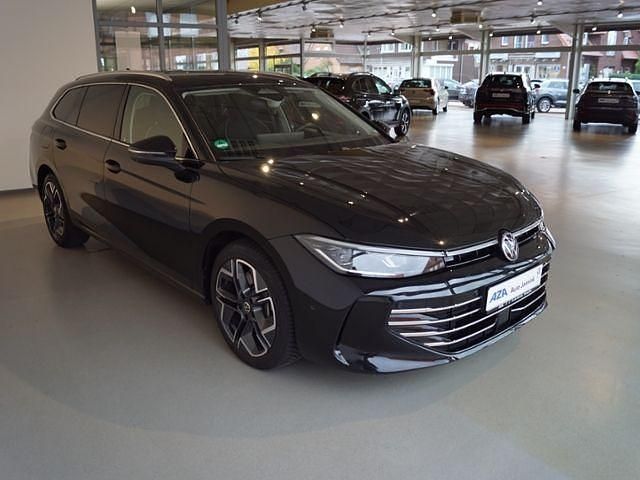 Gebraucht VW Passat Elegance 193 PS (141 kW) 2024 Schwarz Kombi