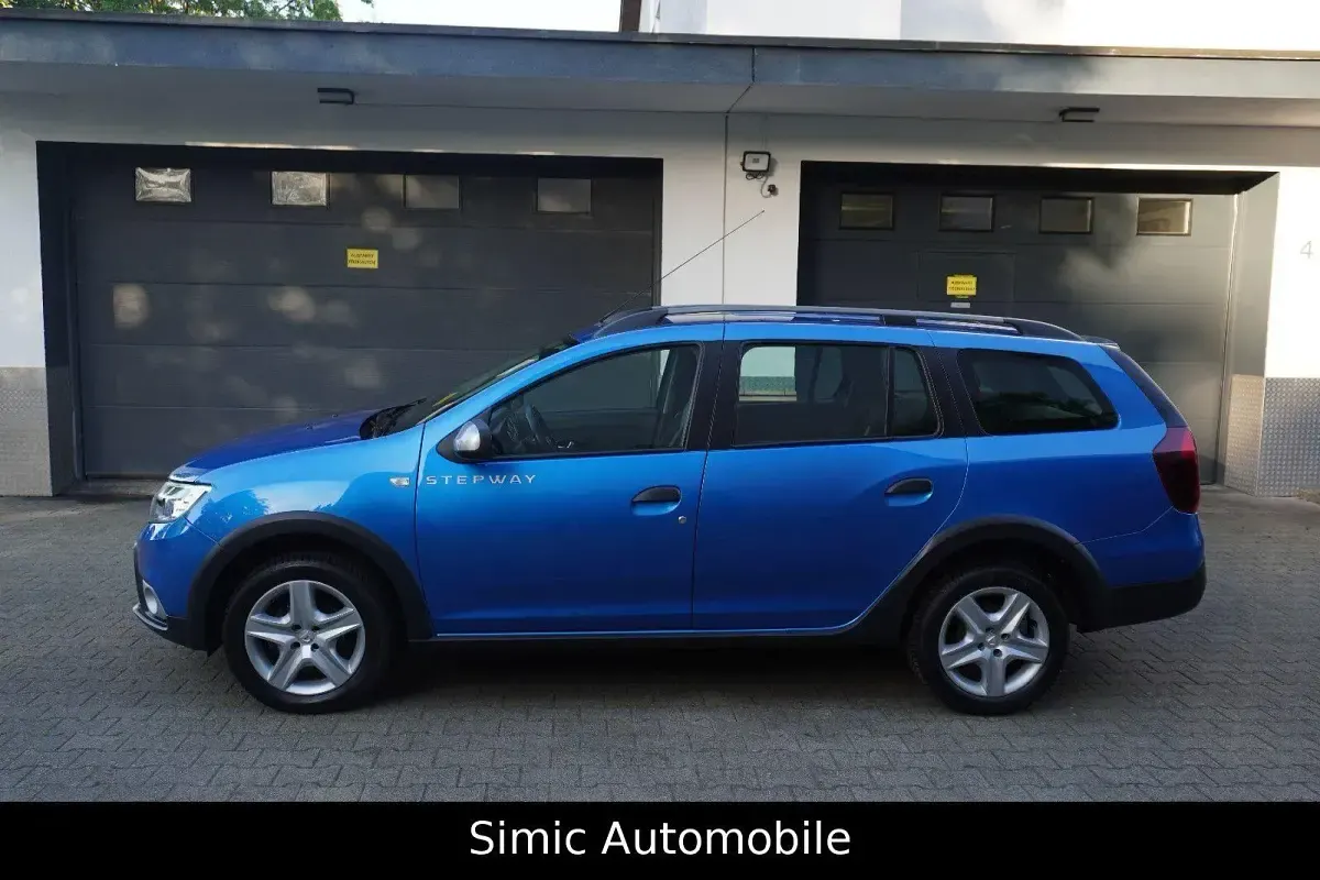 Gebraucht Dacia Logan MCV Stepway 90 PS (66 kW) 2018 Blau Kombi