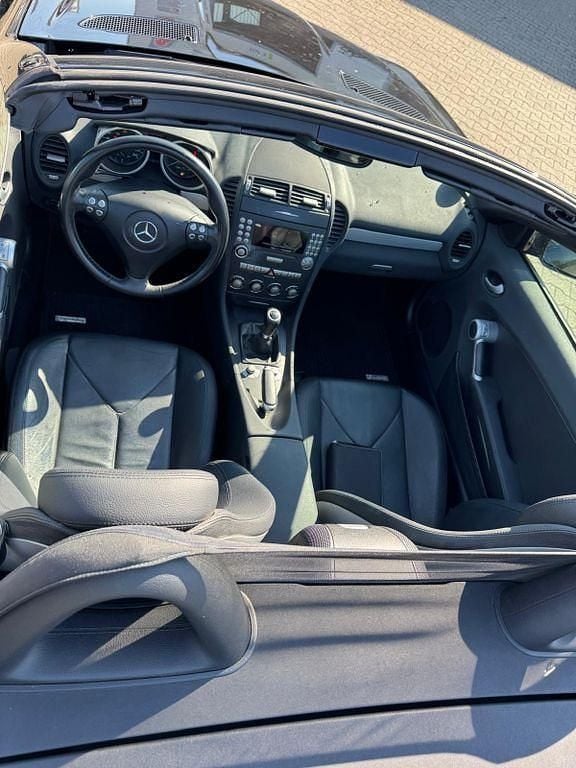 Gebraucht Mercedes SLK200 163 PS (119 kW) 2005 Schwarz Cabrio