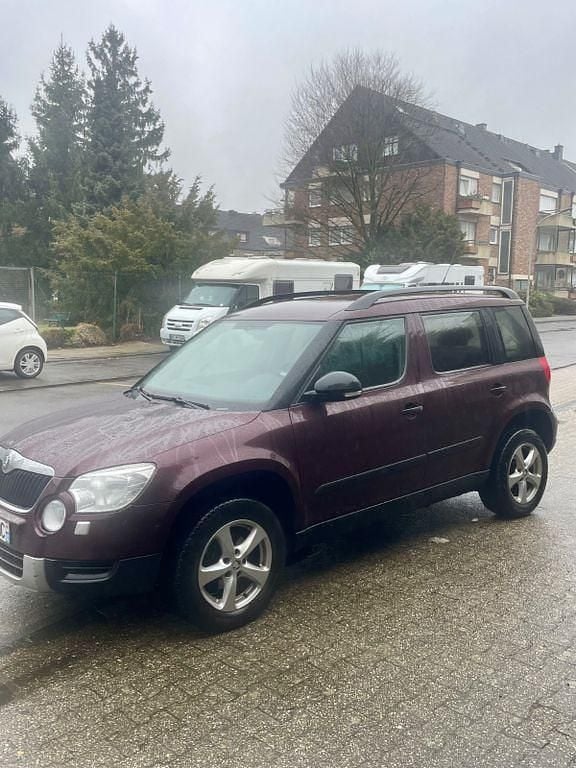 Gebraucht Skoda Yeti Active 105 PS (77 kW) 2010 Braun SUV