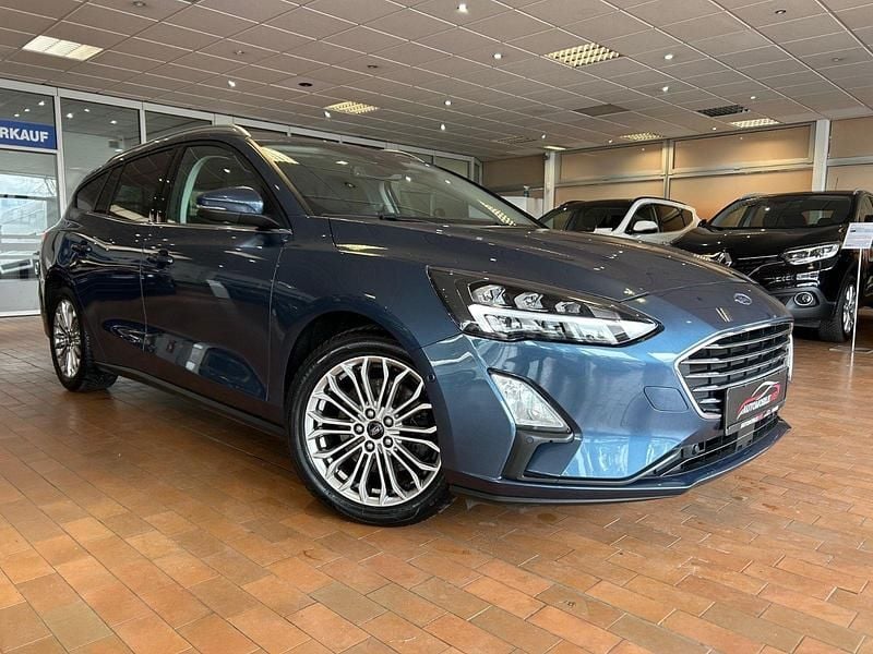 Gebraucht Ford Focus Titanium 120 PS (88 kW) 2020 Blau Kombi
