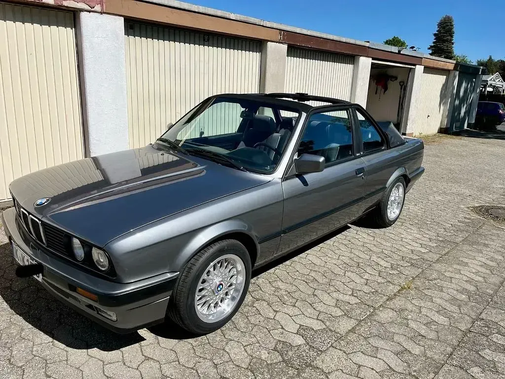 Gebraucht BMW 316 100 PS (73 kW) 1991 Grau Cabrio