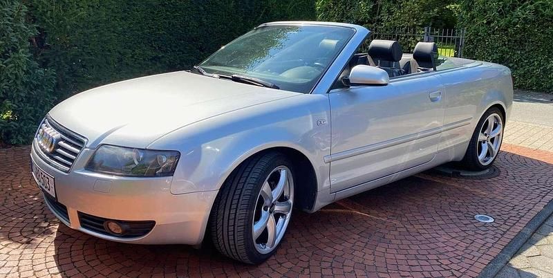 Silber Gebraucht 2003 Audi A4 Cabriolet Cabrio | 6.000 € (Teuer) - Bild 1/4
