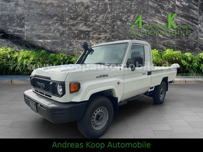 Weiß Neu 2024 Toyota Land Cruiser SUV | 79.980 € (Fairer Preis) - Bild 1/4