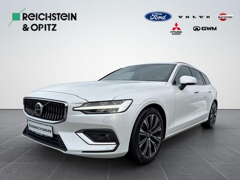 Gebraucht Volvo V60 Plus 197 PS (144 kW) 2022 Crystal white pearl Kombi