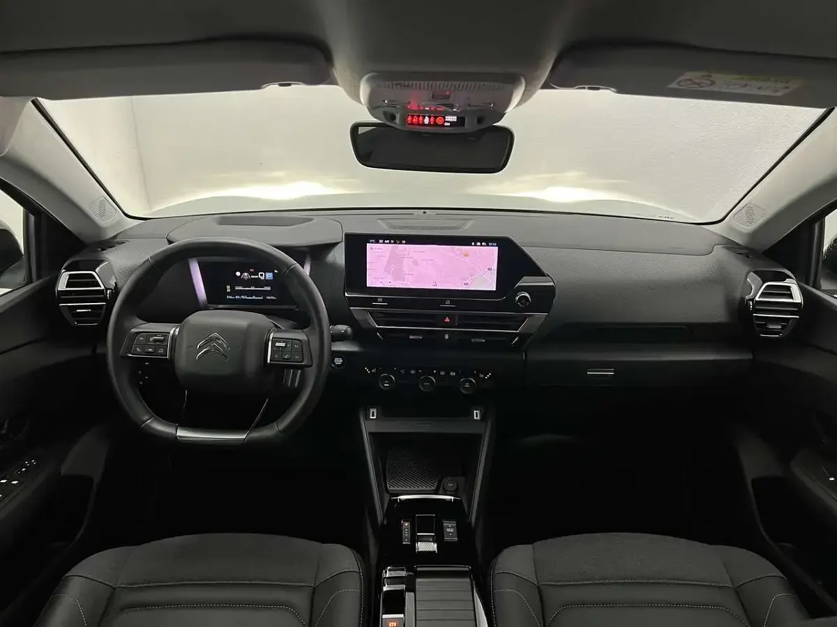 Gebraucht Citroën e-C4 334 kW (455 PS) 2024 Weiß Limousine