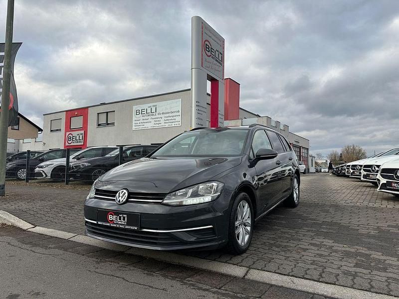 Uranograu Gebraucht 2017 VW Golf VII Comfortline Kombi | 11.500 € (Guter Preis) - Bild 1/4