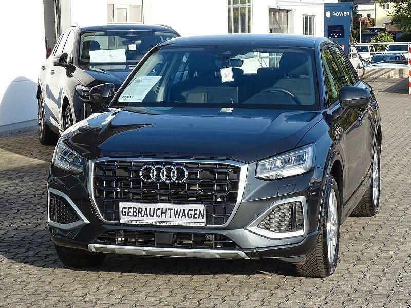 Gebraucht Audi Q2 Advanced 150 PS (110 kW) 2024 Manhattangrau (metallic) SUV