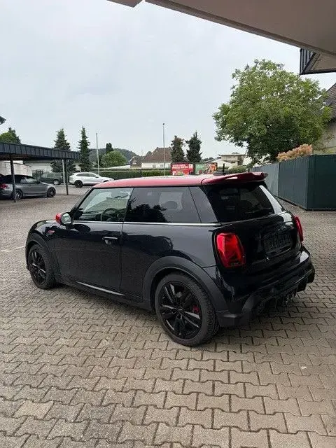 Gebraucht Mini John Cooper Works 231 PS (169 kW) 2024 Schwarz Kleinwagen