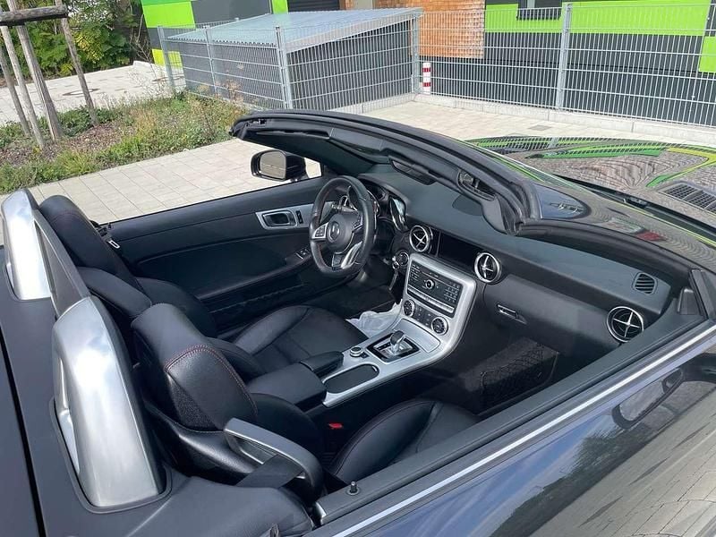 Gebraucht Mercedes SLC300 245 PS (180 kW) 2019 Cabrio