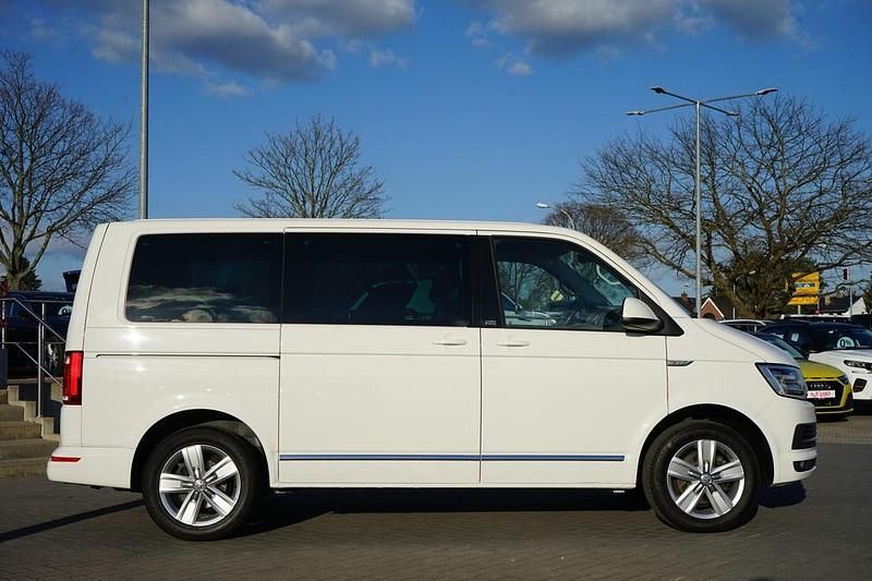 Gebraucht VW T6 Generation Six 150 PS (110 kW) 2017 Weiß Van