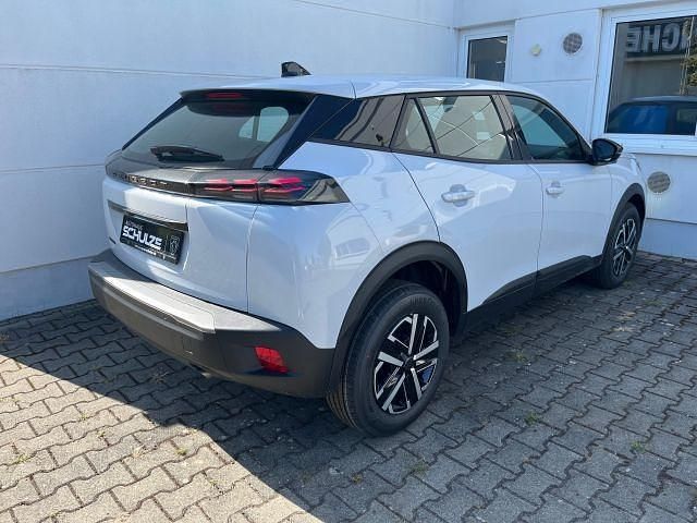 Gebraucht Peugeot 2008 Active 101 PS (74 kW) 2024 Okenit weiß metallic SUV