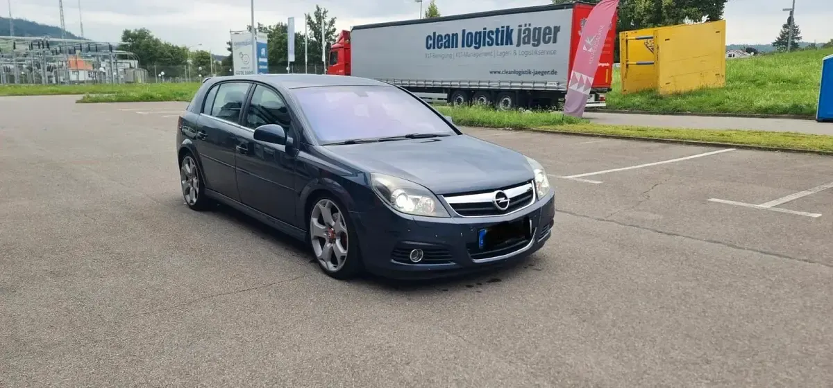 Gebraucht Opel Signum 250 PS (183 kW) 2006 Andere farben Kleinwagen