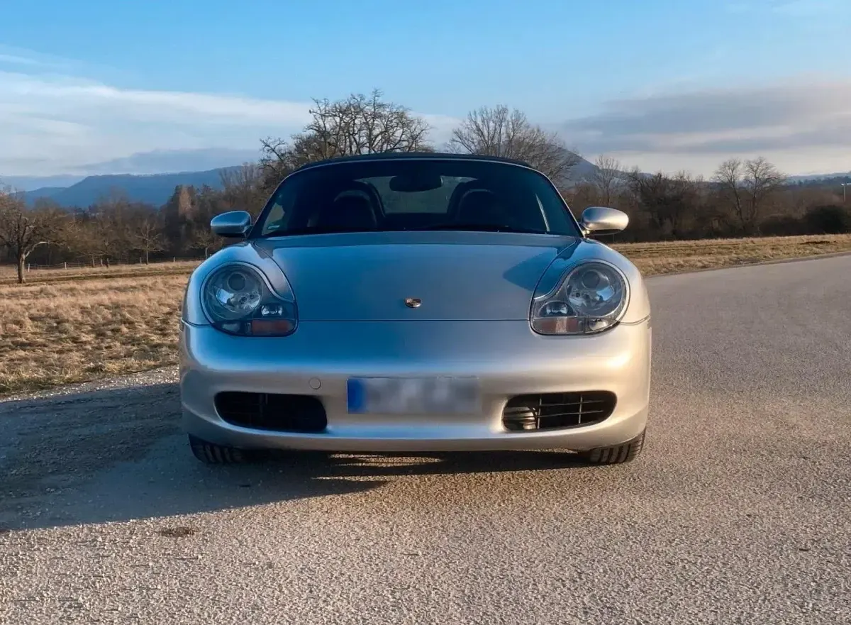 Gebraucht Porsche 986 Boxster 220 PS (161 kW) 2000 Silber Cabrio