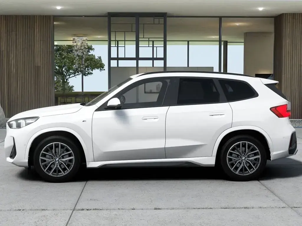 Gebraucht BMW X1 M Sport 150 PS (110 kW) 2025 Mineralweiß (weiß) SUV