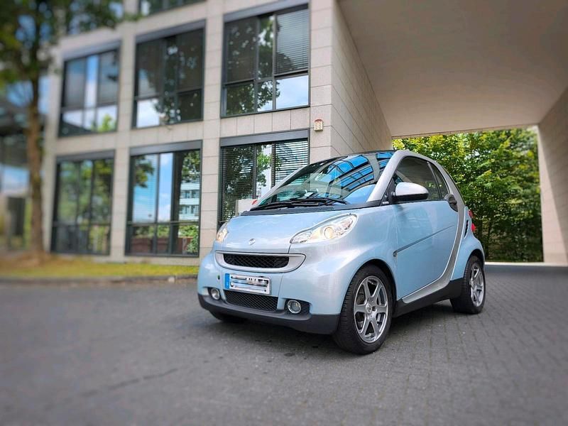 Blau Gebraucht 2009 Smart ForTwo Coupé Kleinwagen | 5.790 € (Teuer) - Bild 1/4