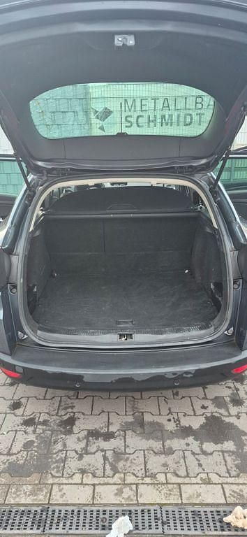 Gebraucht Renault Mégane III Intens 110 PS (80 kW) 2016 Schwarz Limousine