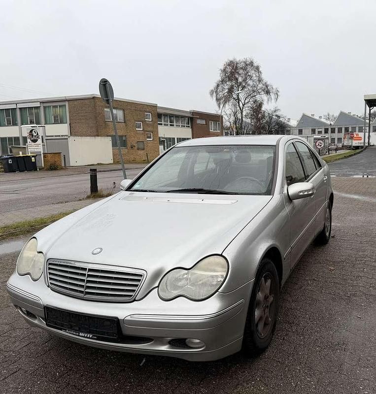 Gebraucht Mercedes C200 Elegance 163 PS (119 kW) 2001 Limousine