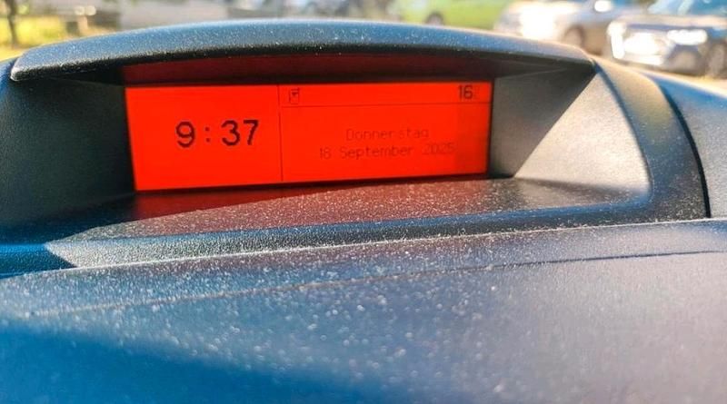 Gebraucht Peugeot Partner Tepee 109 PS (80 kW) 2008 Blau Van / Kleinbus