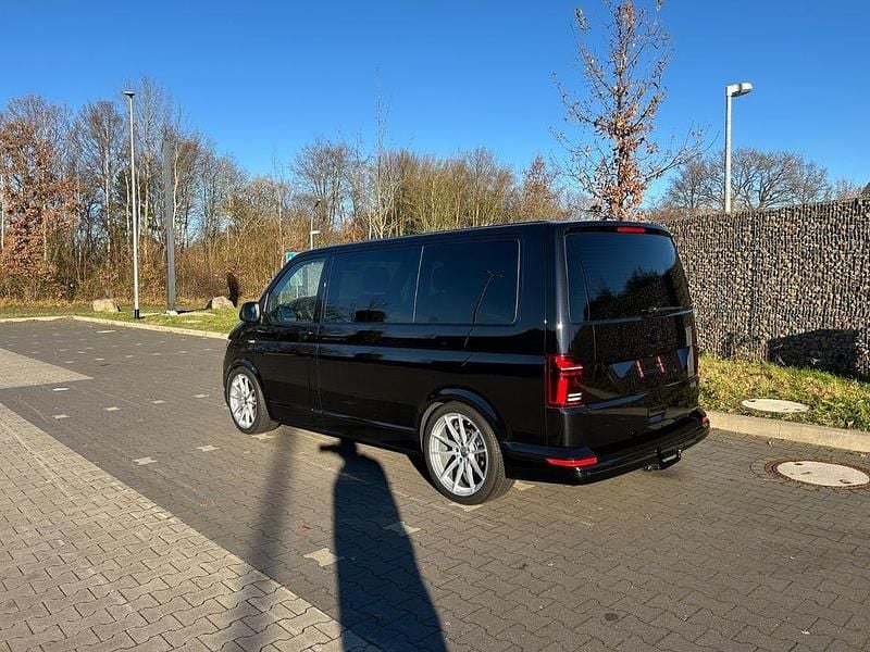 Second-hand VW T6 204 CP (150 kW) 2018 Negru Van