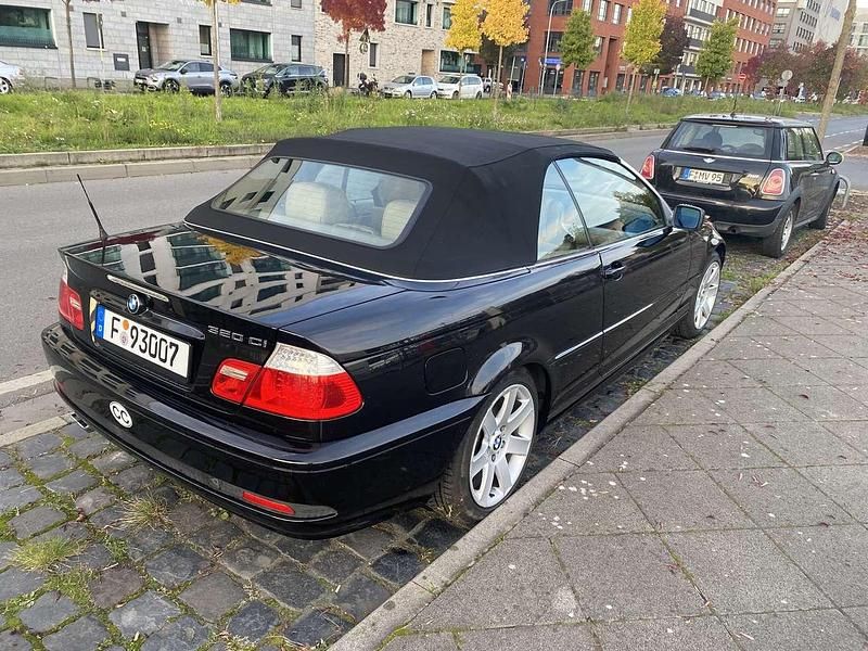 Gebraucht 2006 BMW 320 Cabriolet Cabrio | 12.000 € (Fairer Preis) - Bild 1/4