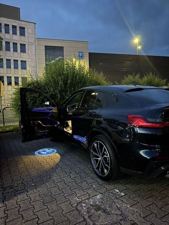 Gebraucht BMW X4 M Sport 265 PS (194 kW) 2020 Schwarz SUV