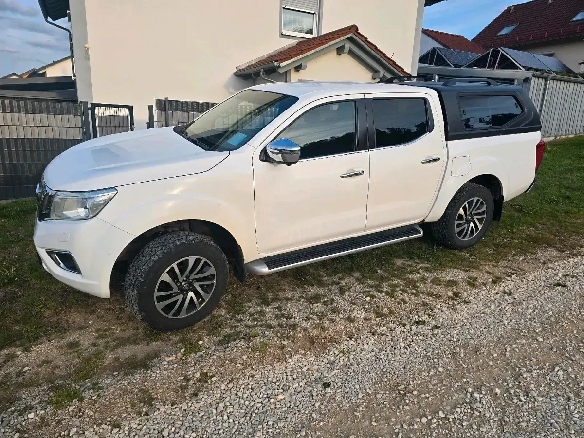 Gebraucht Nissan Navara 190 PS (139 kW) 2018 Weiß Pickup