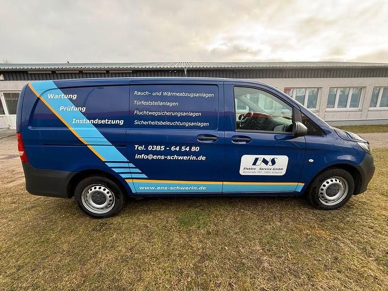 Gebraucht Mercedes Vito 136 PS (100 kW) 2018 Blau Van