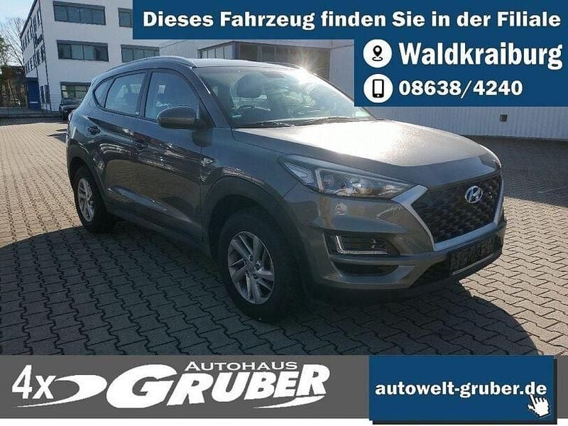Gebraucht Hyundai Tucson 132 PS (97 kW) 2020 Grau SUV