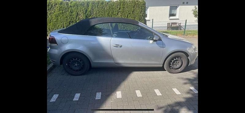 Grau Gebraucht 2011 VW Golf Cabriolet Basis Cabrio | 6.800 € (Fairer Preis) - Bild 1/4