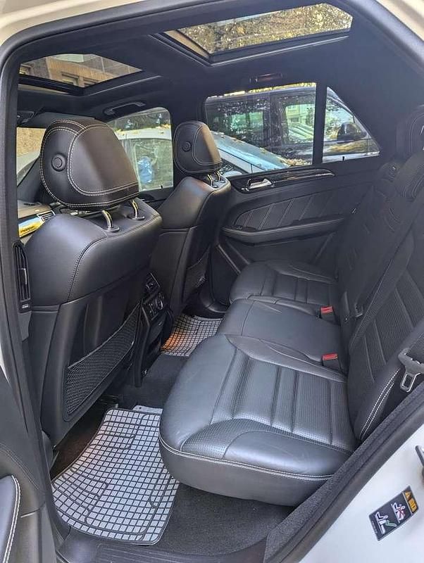 Weiß Gebraucht 2017 Mercedes GLE63 AMG AMG SUV | 45.000 € (Fairer Preis) - Bild 1/4