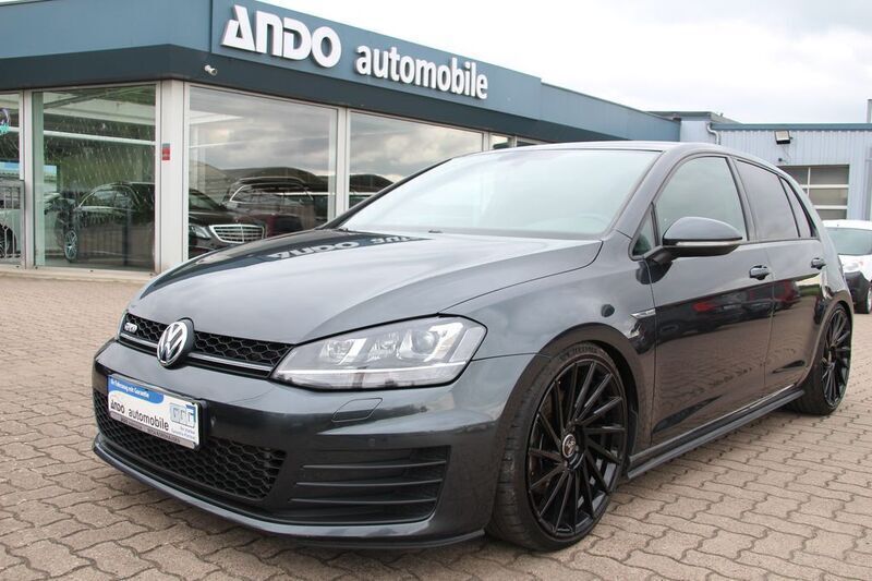 Grau Gebraucht 2015 VW Golf VII GTD Limousine | 11.900 € (Fairer Preis) - Bild 1/4