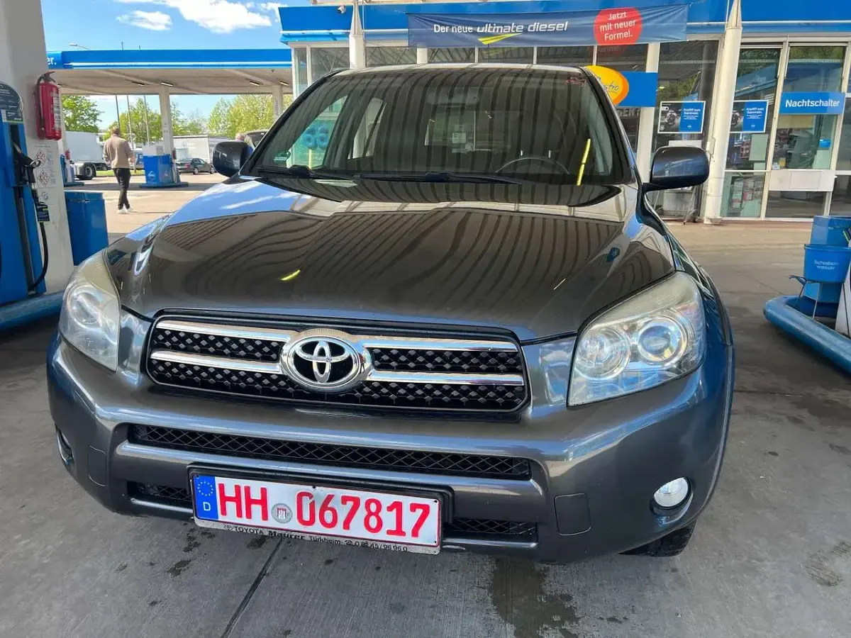 Gebraucht Toyota RAV4 Executive 177 PS (130 kW) 2007 Dark grey mica SUV