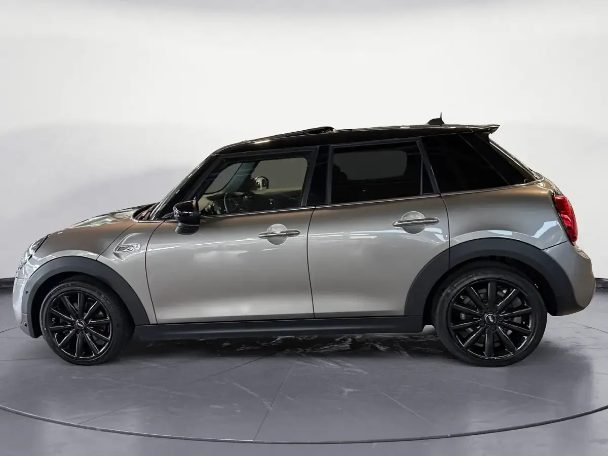 Gebraucht Mini Cooper S 192 PS (141 kW) 2019 Silber Kleinwagen