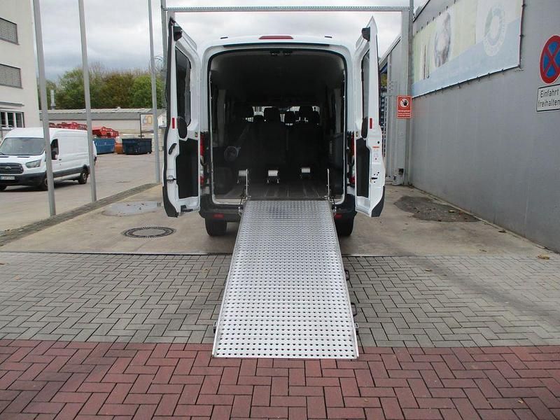 Gebraucht Ford Transit Trend 131 PS (96 kW) 2020 Weiß Kombi