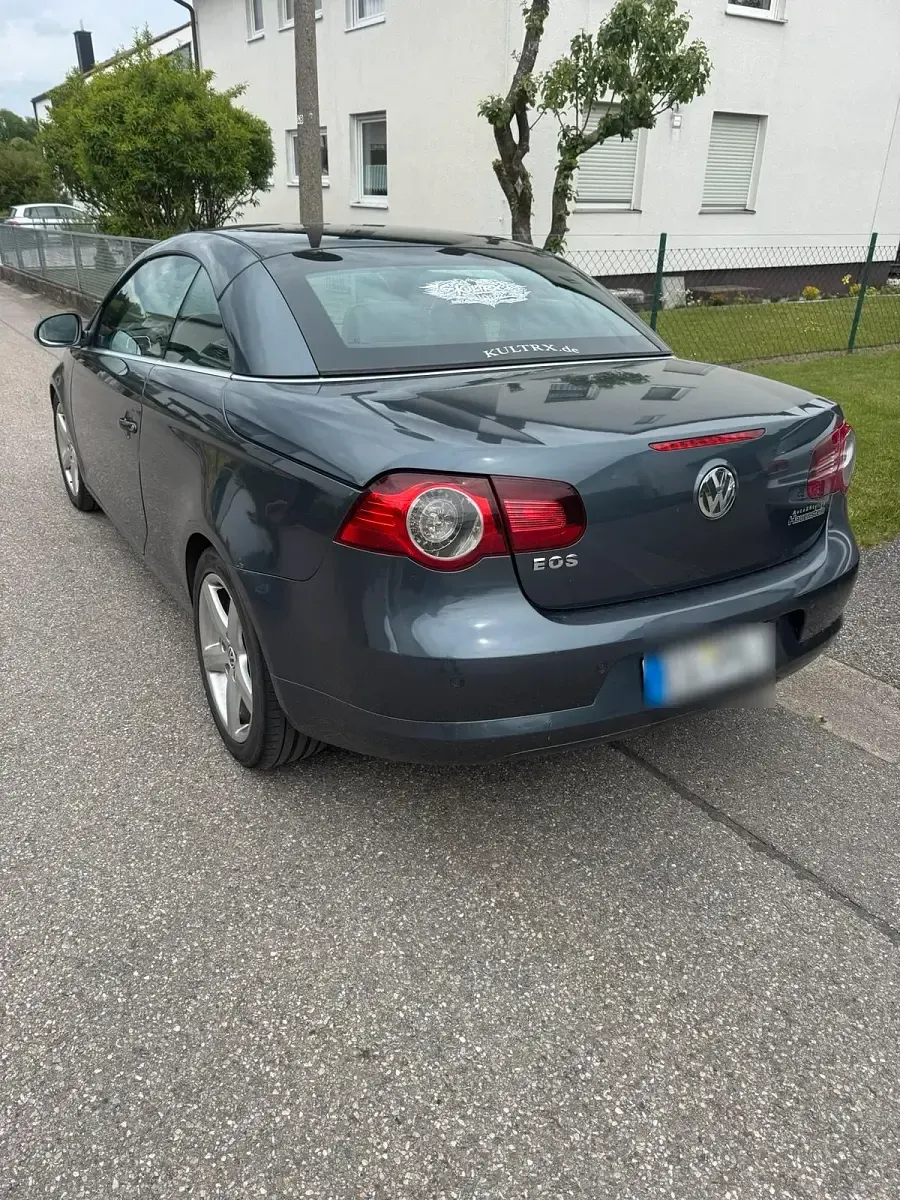 Usata VW Eos 140 CV (102 kW) 2007 Grigio Cabrio