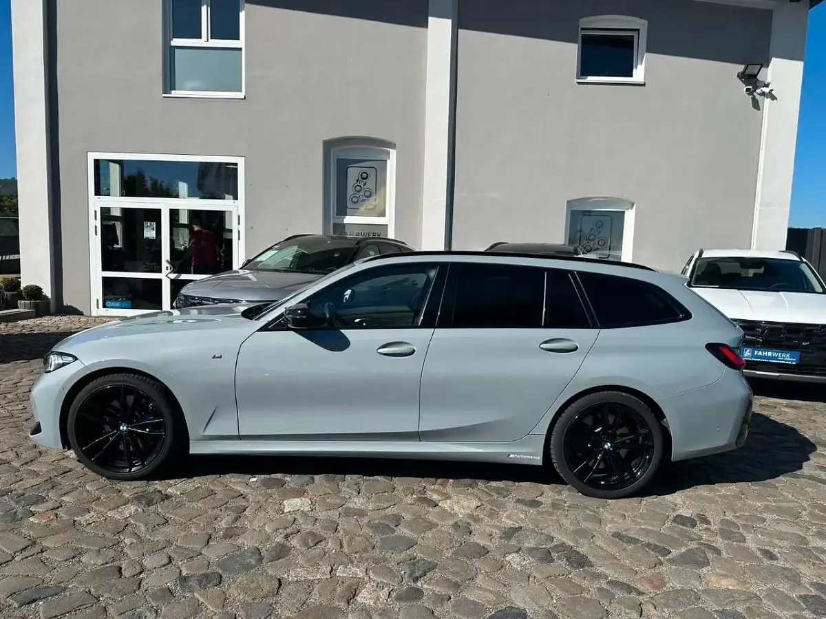 Gebraucht BMW 340 374 PS (275 kW) 2022 Brooklyn grau metallic Kombi