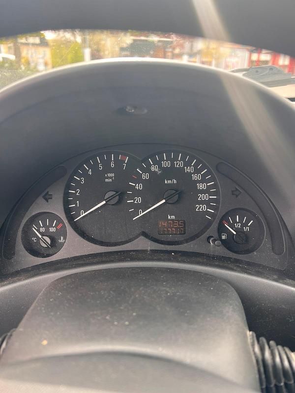 Gebraucht Opel Corsa 80 PS (58 kW) 2001 Schwarz Kleinwagen