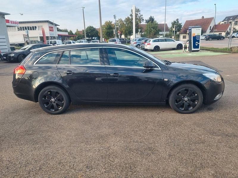 Gebraucht Opel Insignia Edition 160 PS (117 kW) 2009 Schwarz Kombi