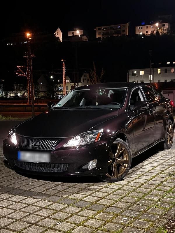 Gebraucht Lexus IS220d 177 PS (130 kW) 2009 Schwarz Limousine