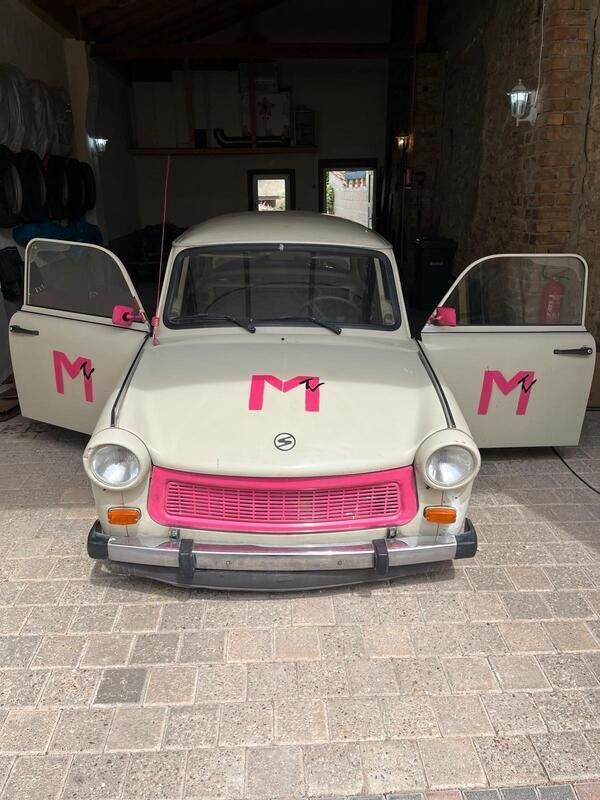 Beige Gebraucht 1988 Trabant 601 Limousine | 2.300 € - Bild 1/4