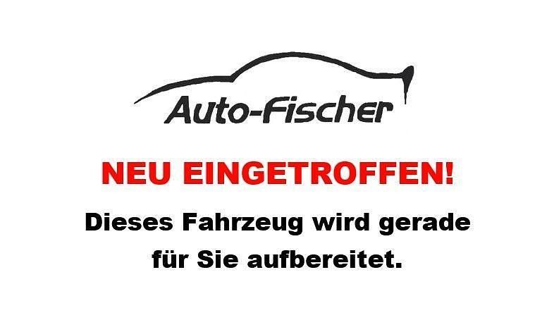 Gebraucht Ford 300 Trend 125 PS (91 kW) 2015 Weiß Van / Kleinbus