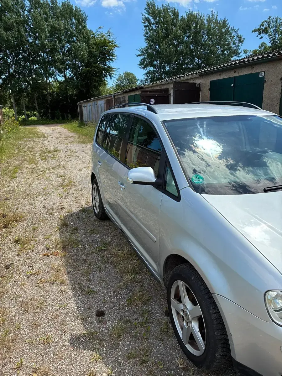 Gebraucht VW Touran 104 PS (76 kW) 2004 Silber Van / Kleinbus
