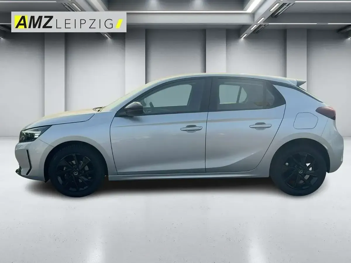 Gebraucht Opel Corsa 75 PS (55 kW) 2023 Grau/typ aussenverkleidung met Kleinwagen