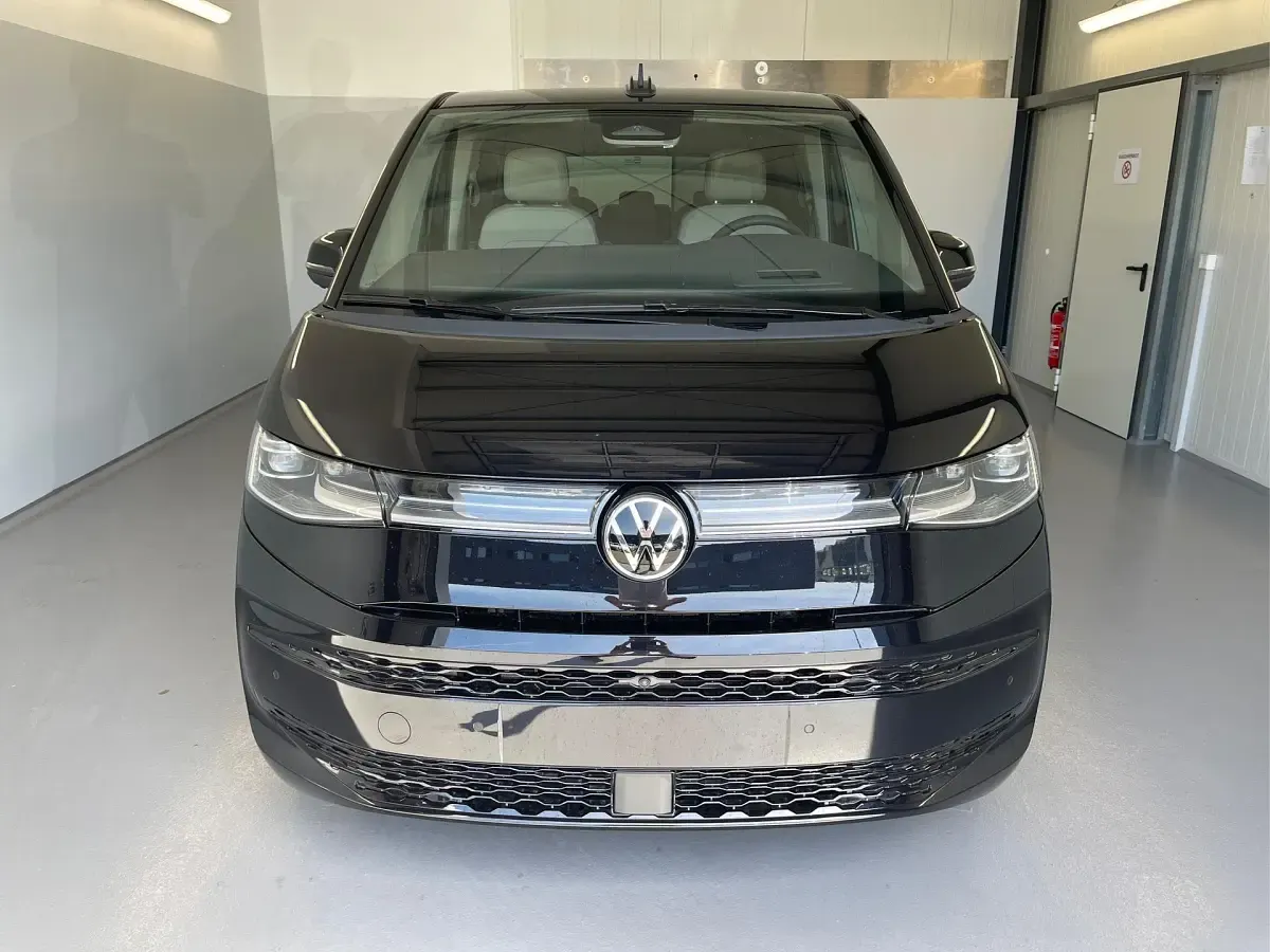 Neu VW Multivan Style 245 PS (180 kW) 2026 Deep black perleffekt Van / Kleinbus