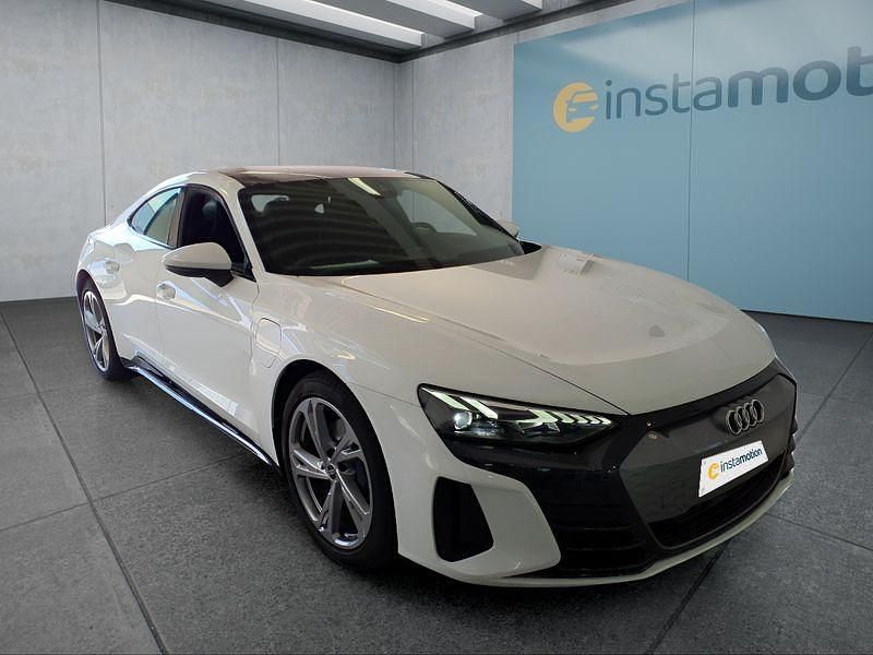 Weiß Gebraucht 2023 Audi e-tron GT quattro Limousine | 65.549 € - Bild 1/4